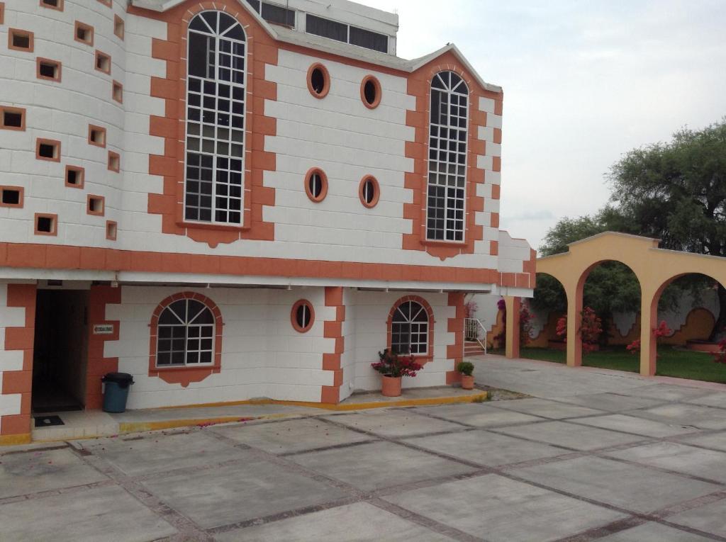 Hotel Casa Blanca Ixmiquilpan Bagian luar foto