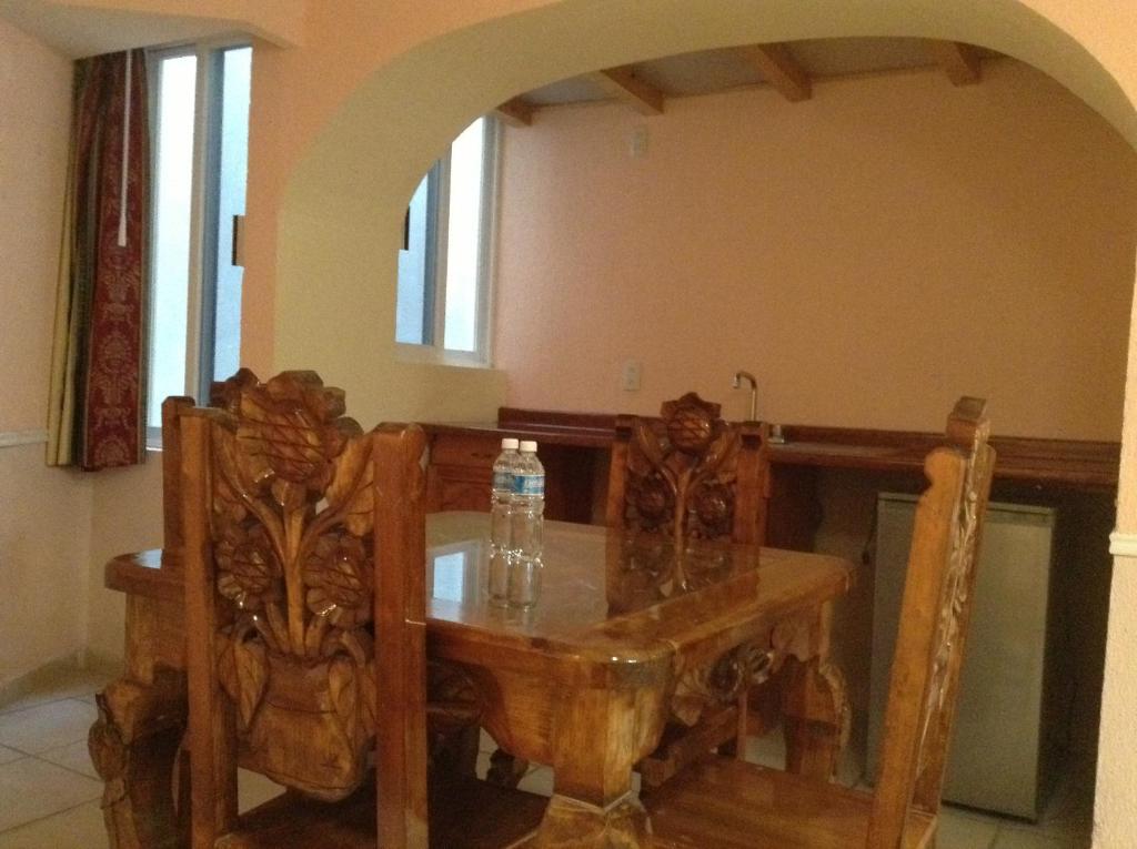Hotel Casa Blanca Ixmiquilpan Bagian luar foto